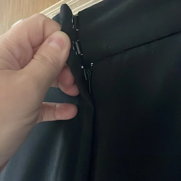 size 12p Vince Camuto black dress pants - Picture 3 of 7